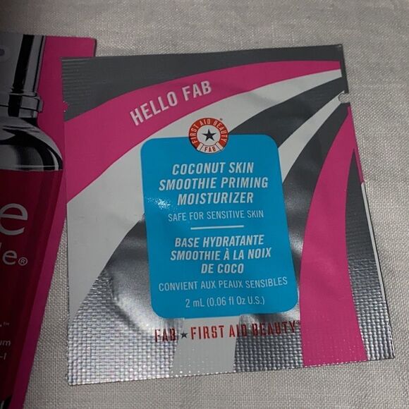 ASSORTED BEAUTY SAMPLES-Lot of 7 - Picture 6 of 8